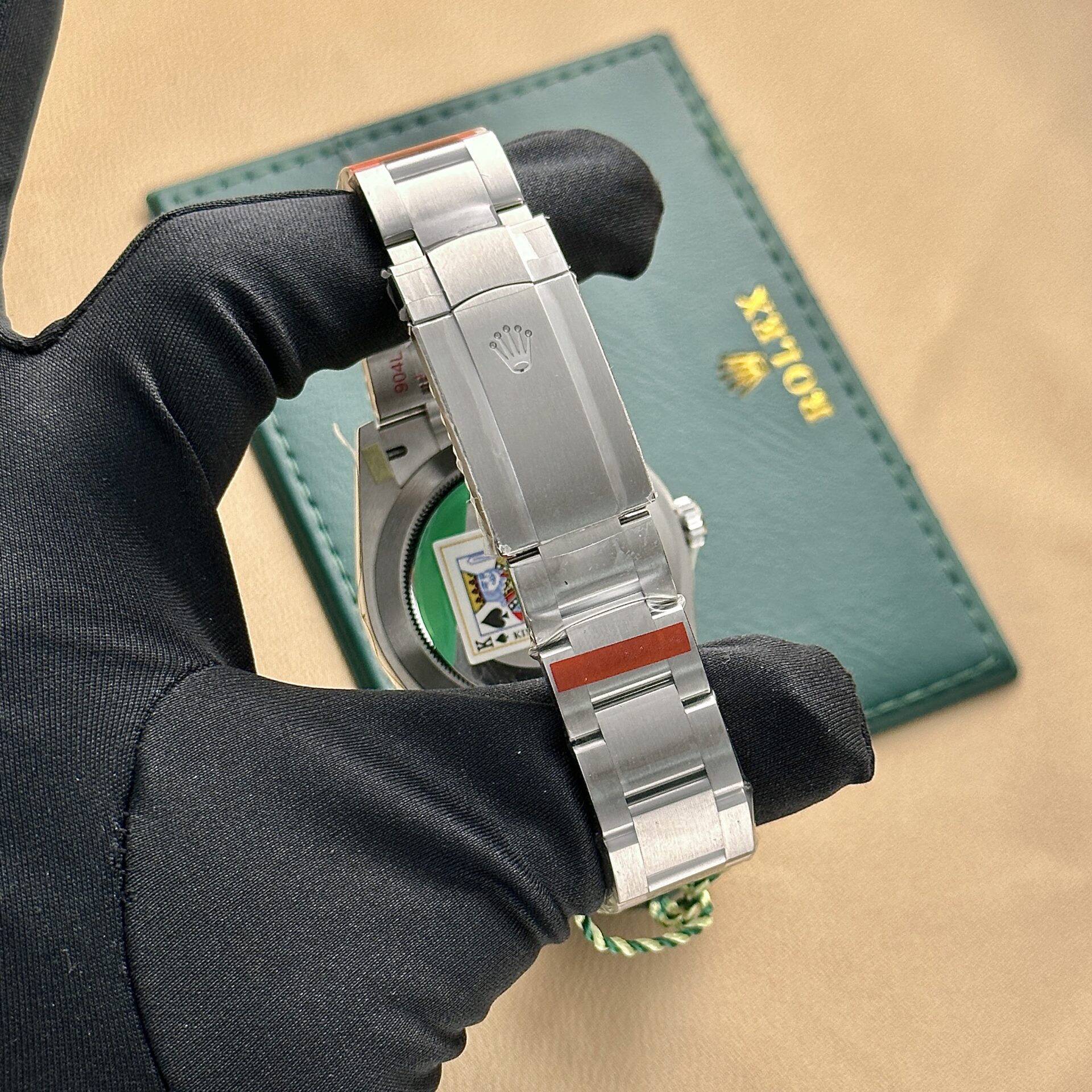 Rolex 1:1 Super Clone Oyster Perpetual Green Dial Domed Bezel 41mm 124300