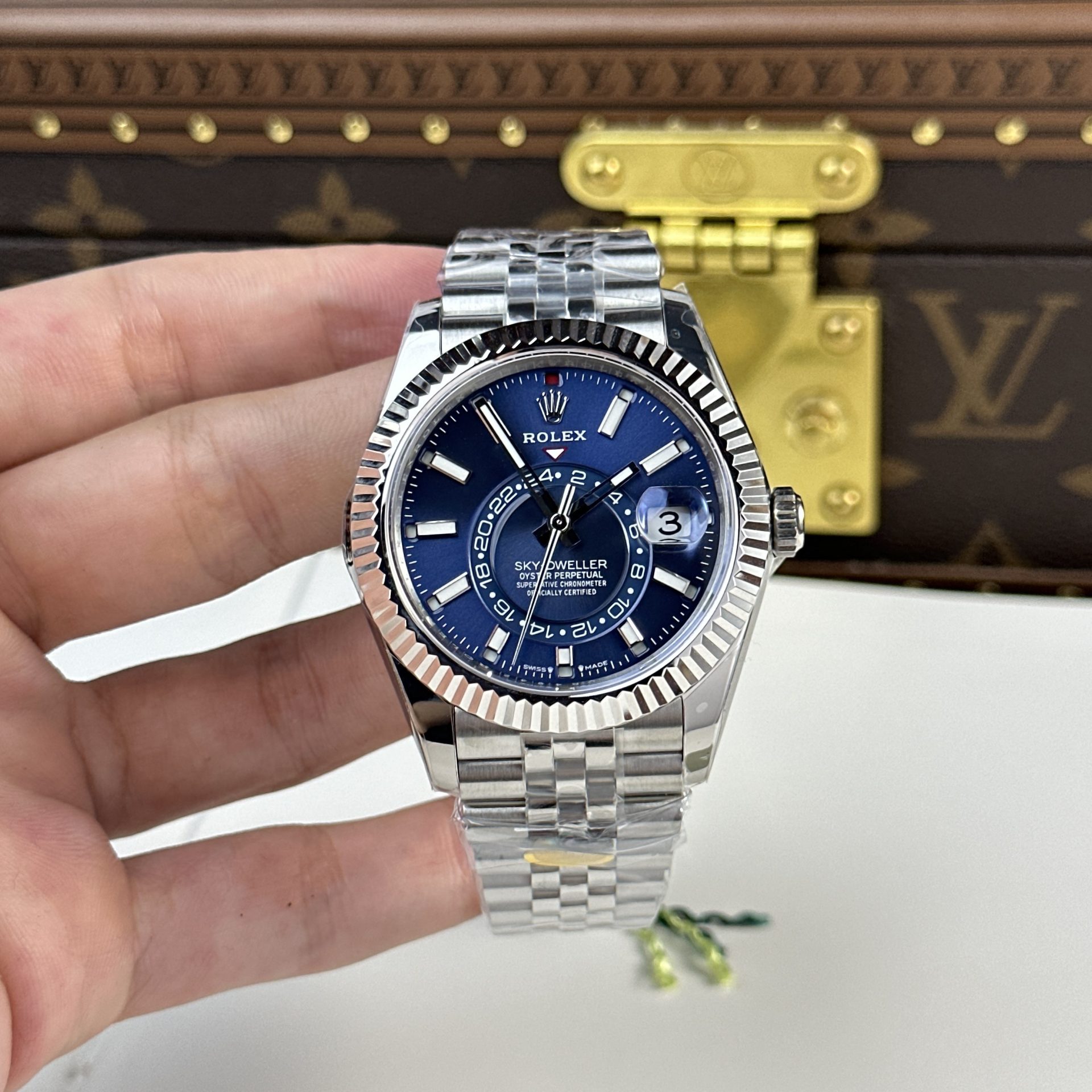 Sky-Dweller