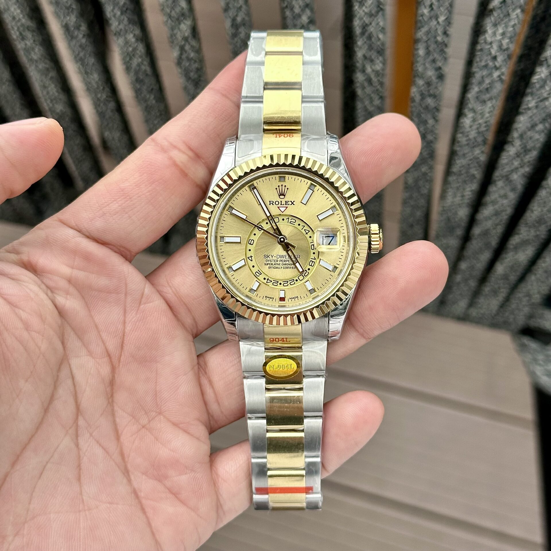 Rolex 1:1 Super Clone Sky-Dweller Oyster, 42 mm, Oystersteel and yellow gold m336933-0001