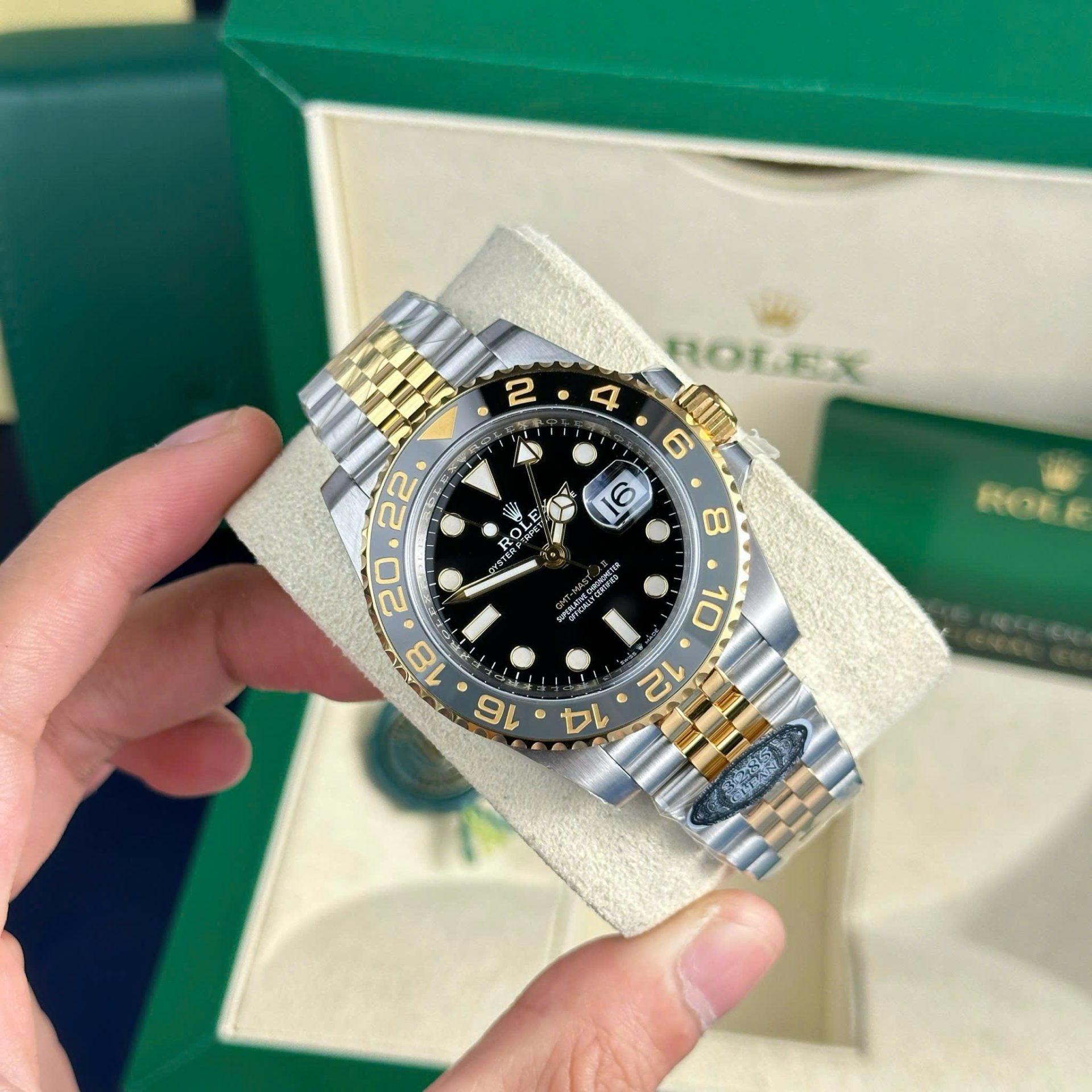 Rolex 1:1 Super Clone GMT-Master II Oyster, 40 mm, yellow gold m126713grnr-0001