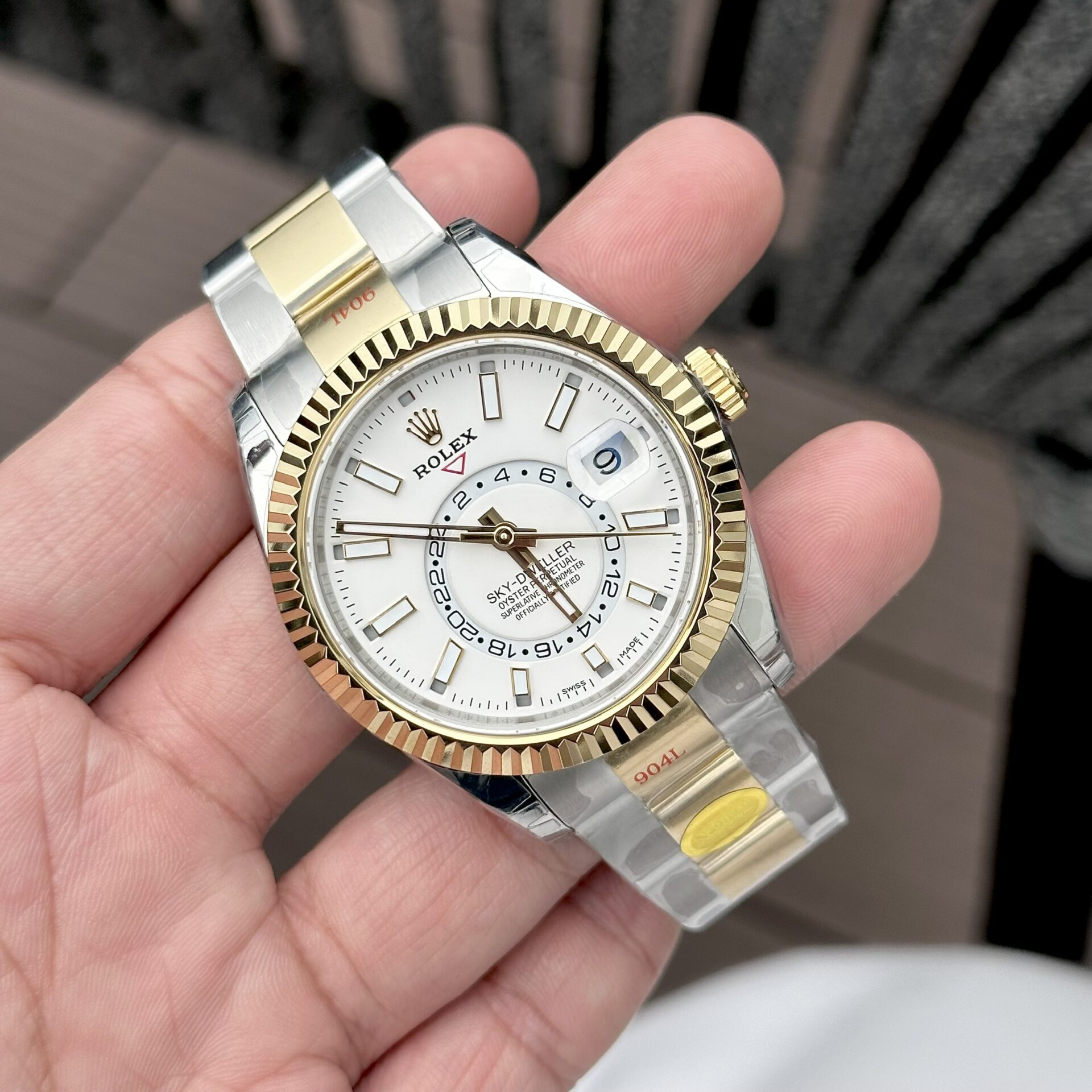 Rolex 1:1 Super Clone Sky-Dweller Oyster, 42 mm, Oystersteel and yellow gold m336933-0005