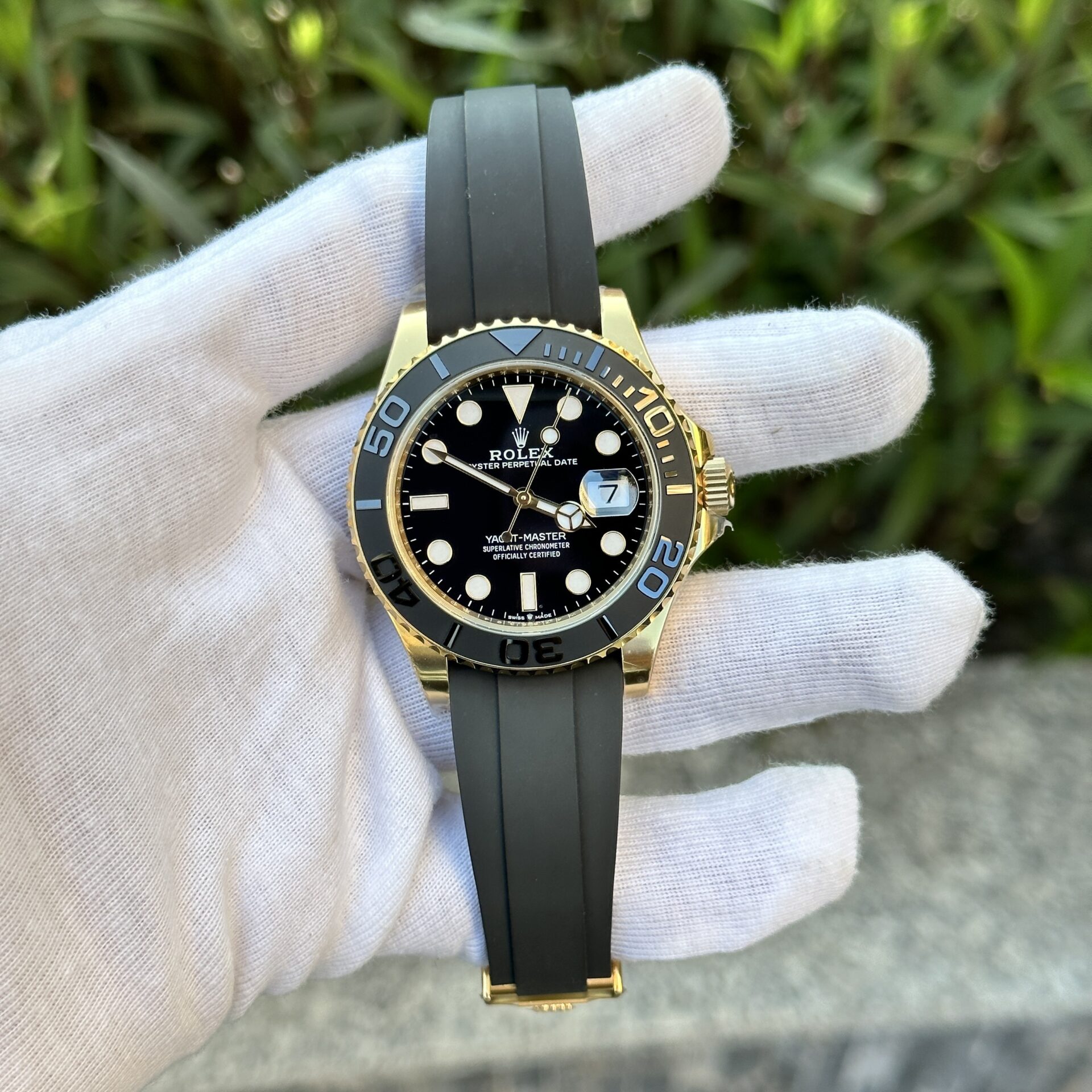Rolex 1:1 Super Clone Yacht-Master 42 Yellow Gold Black Dial Men's Watch 226658-0001