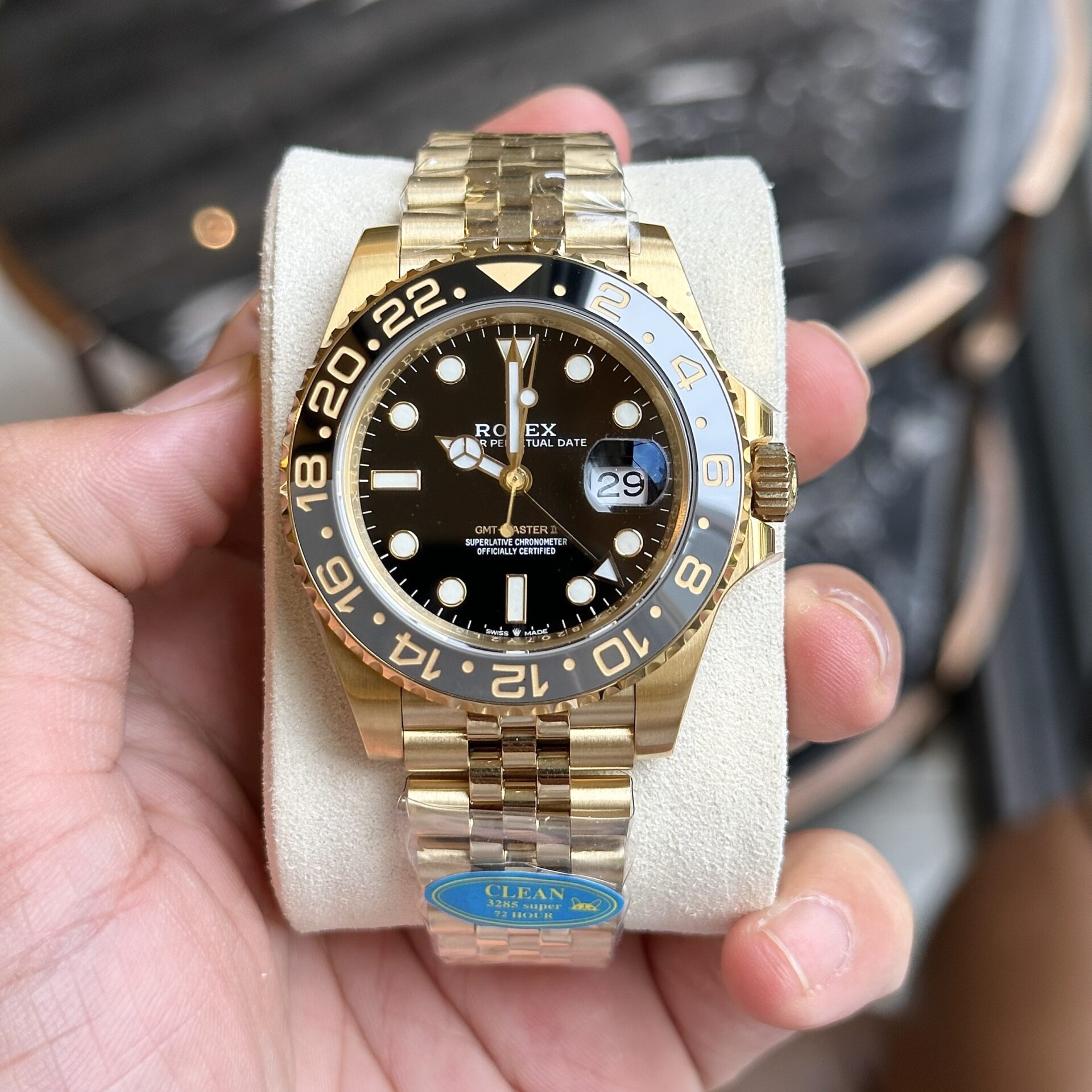 Rolex 1:1 Super Clone GMT-Master II Oyster, 40 mm, yellow gold m126718grnr-0001