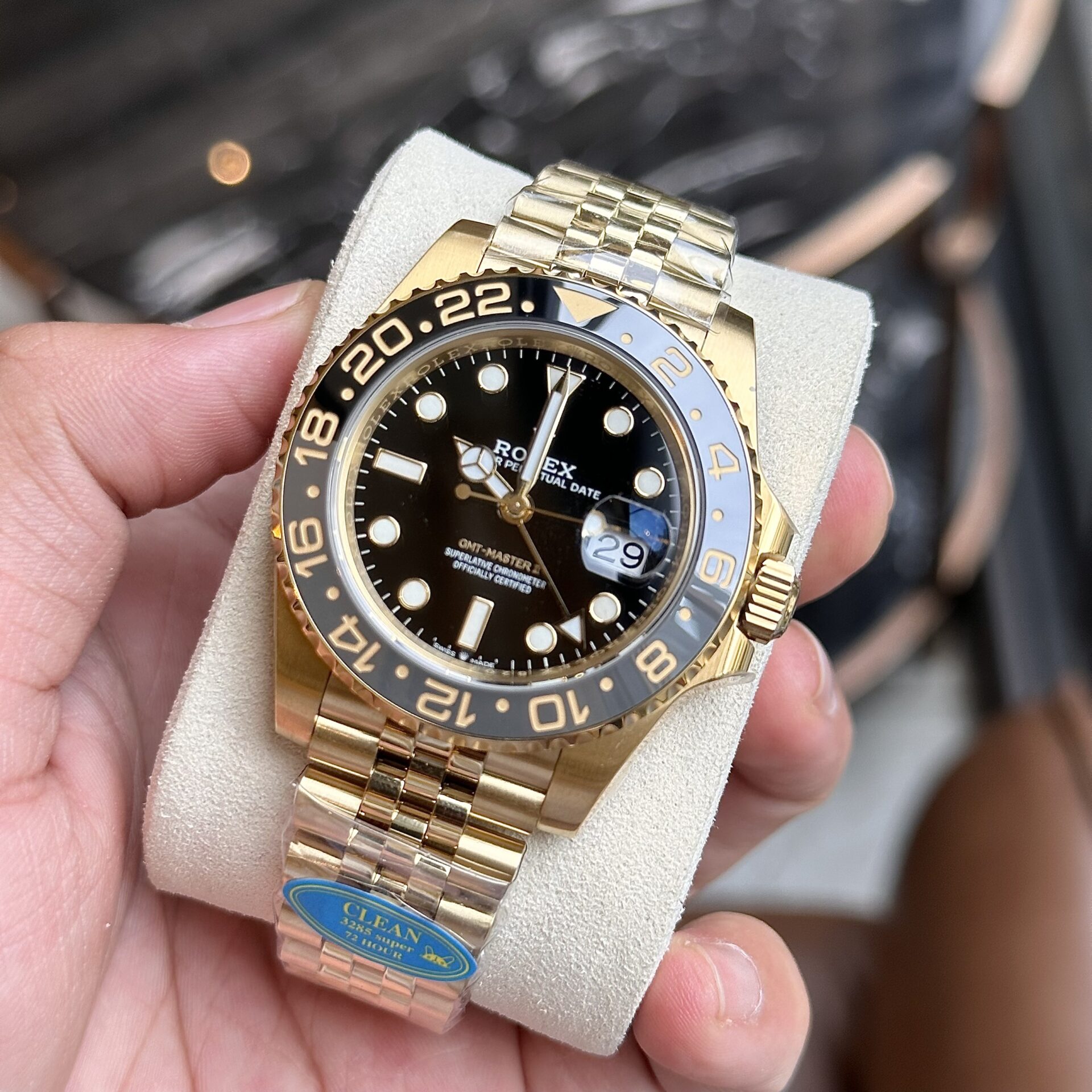 Rolex 1:1 Super Clone GMT-Master II Oyster, 40 mm, yellow gold m126718grnr-0001