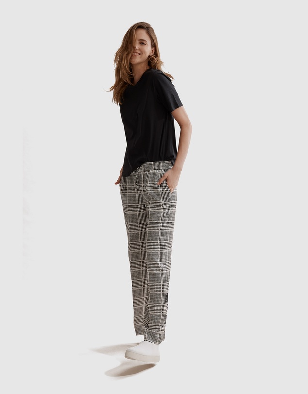 Country Road Structured Fashion T-Shirt