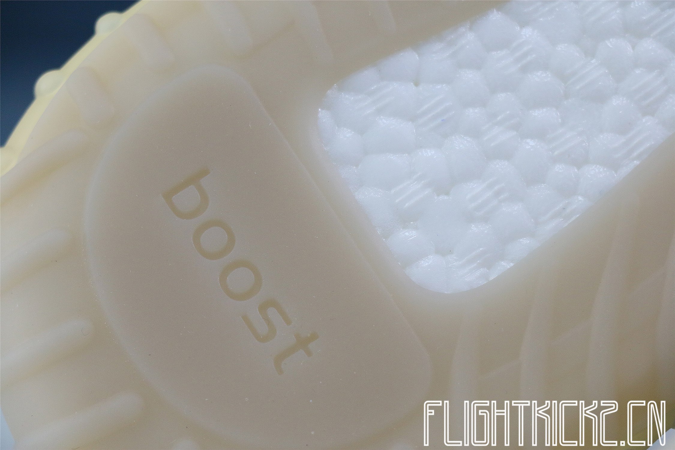 2020 Yeezy 350 V2  Flax  (LN5 A1)