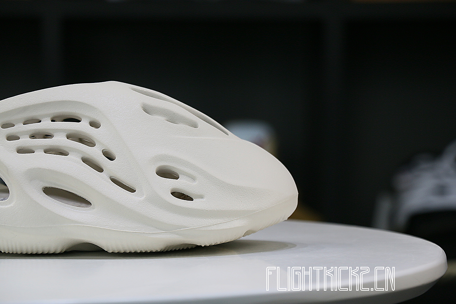 adidas Yeezy Foam RNNR Ararat （G55486骨白）