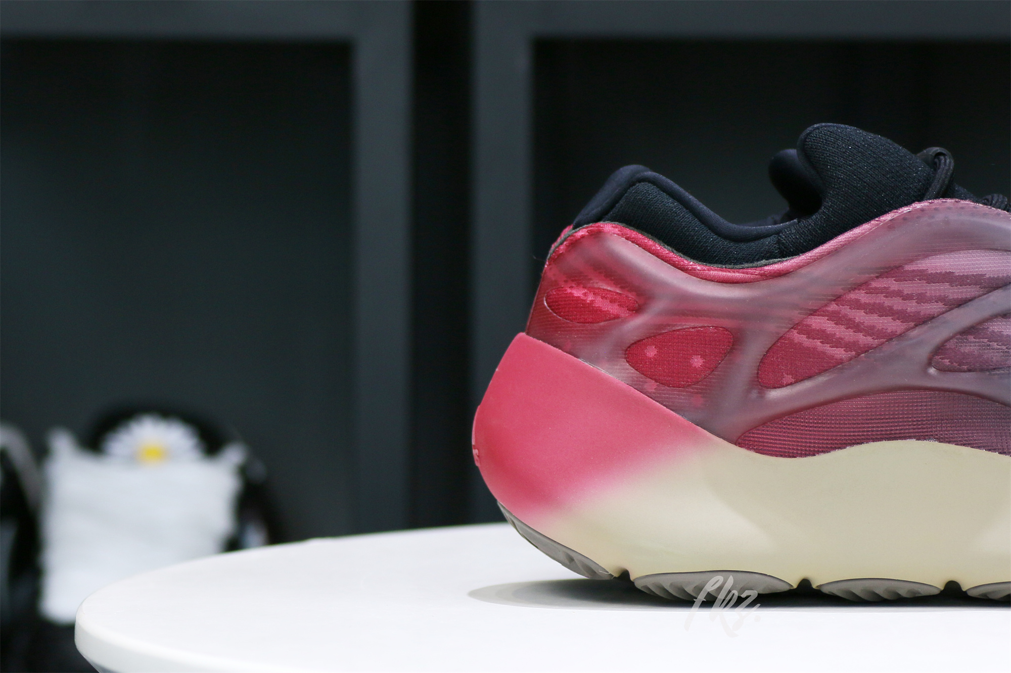 Yeezy 700 V3 Fade Carbon 2022