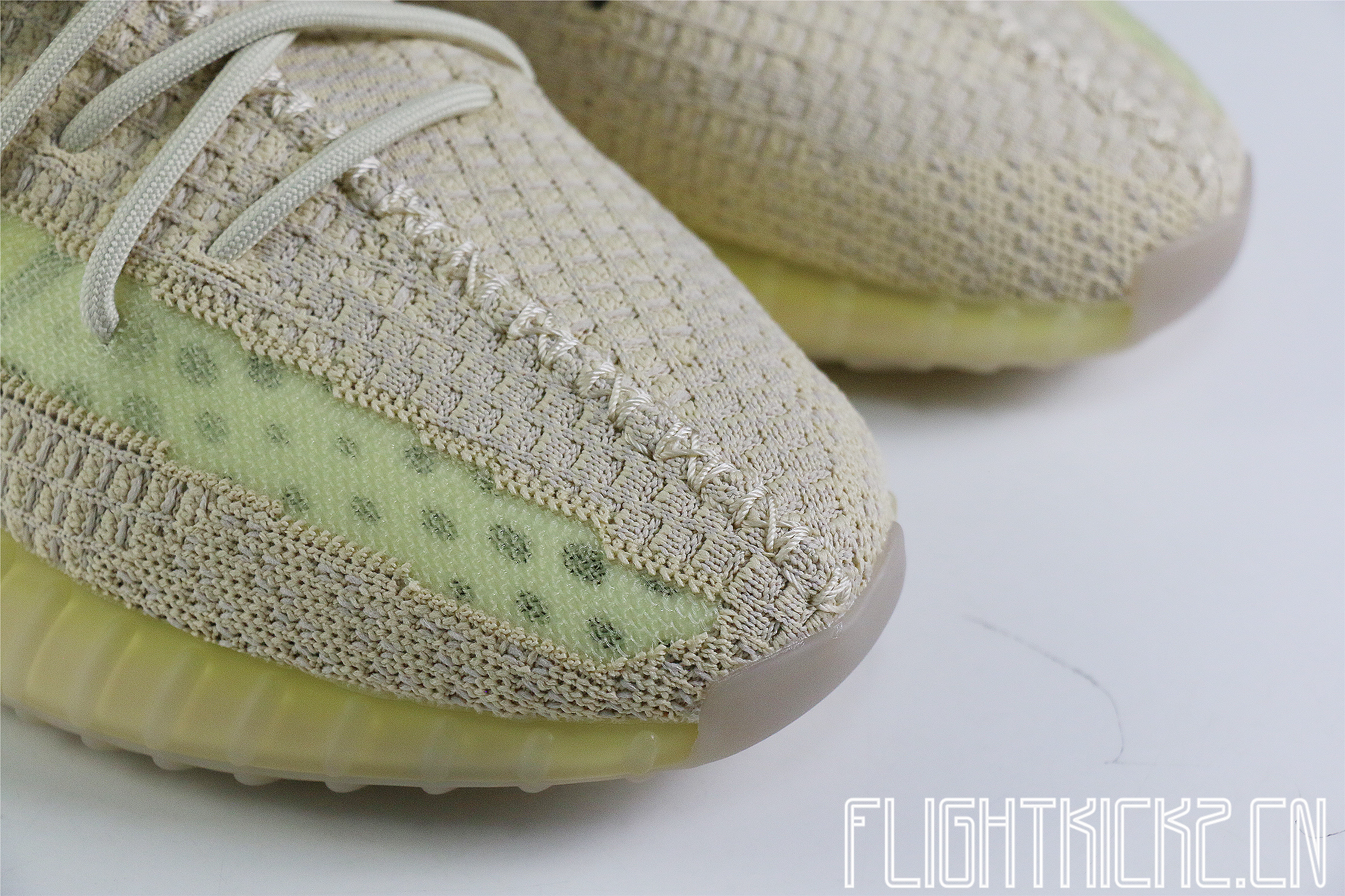 2020 Yeezy 350 V2  Flax  (LN5 A1)