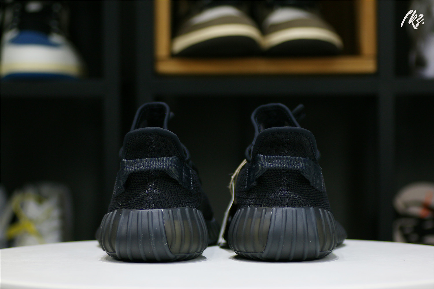 adidas Yeezy Boost 350 V2 Onyx