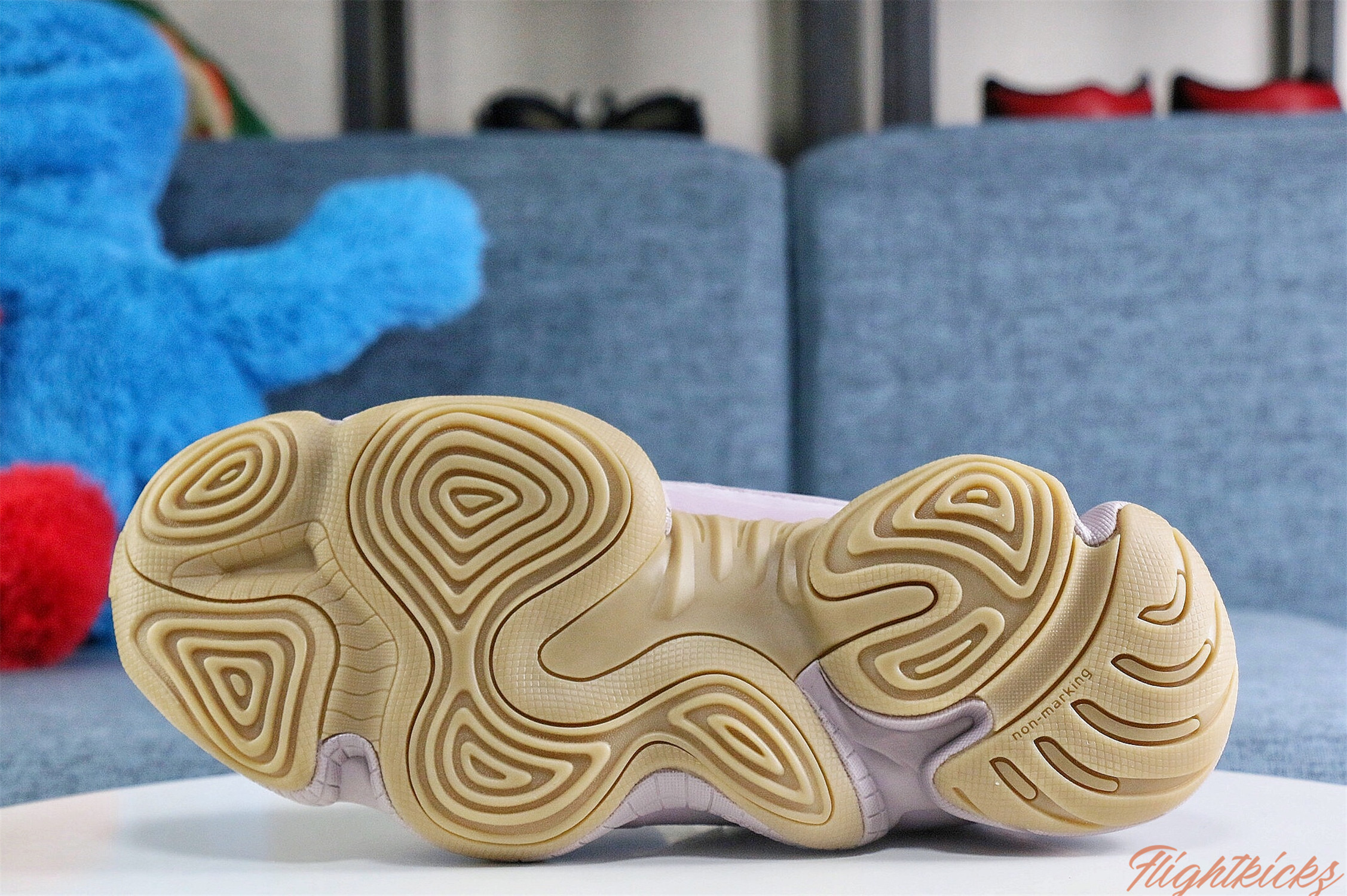 Adidas Yeezy 500  Soft Vision  2019