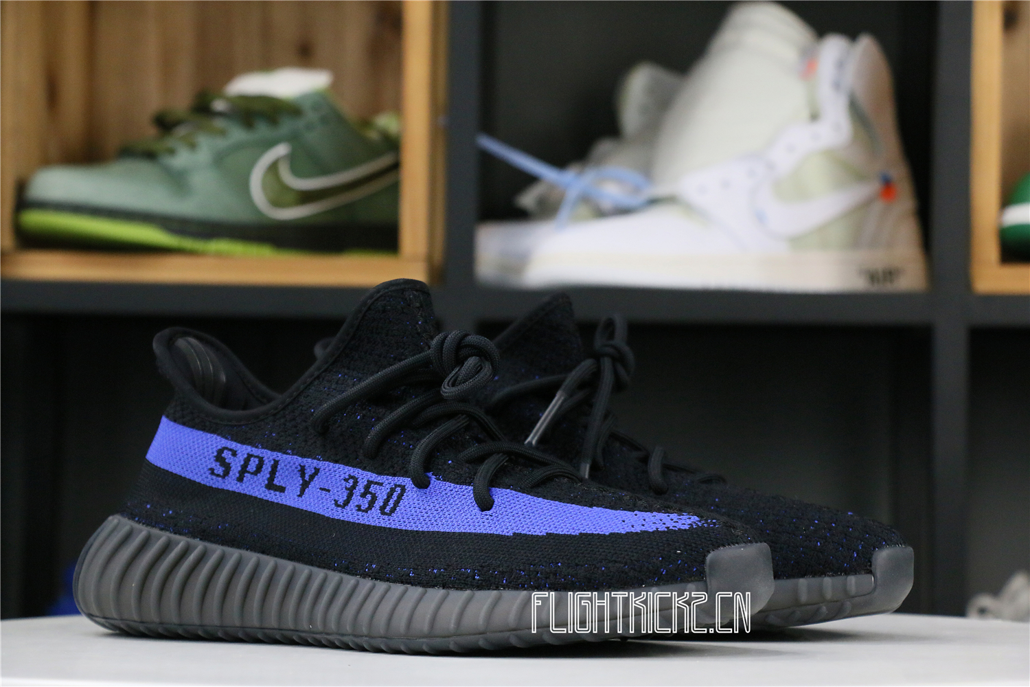 adidas Yeezy Boost 350 V2 Dazzling Blue