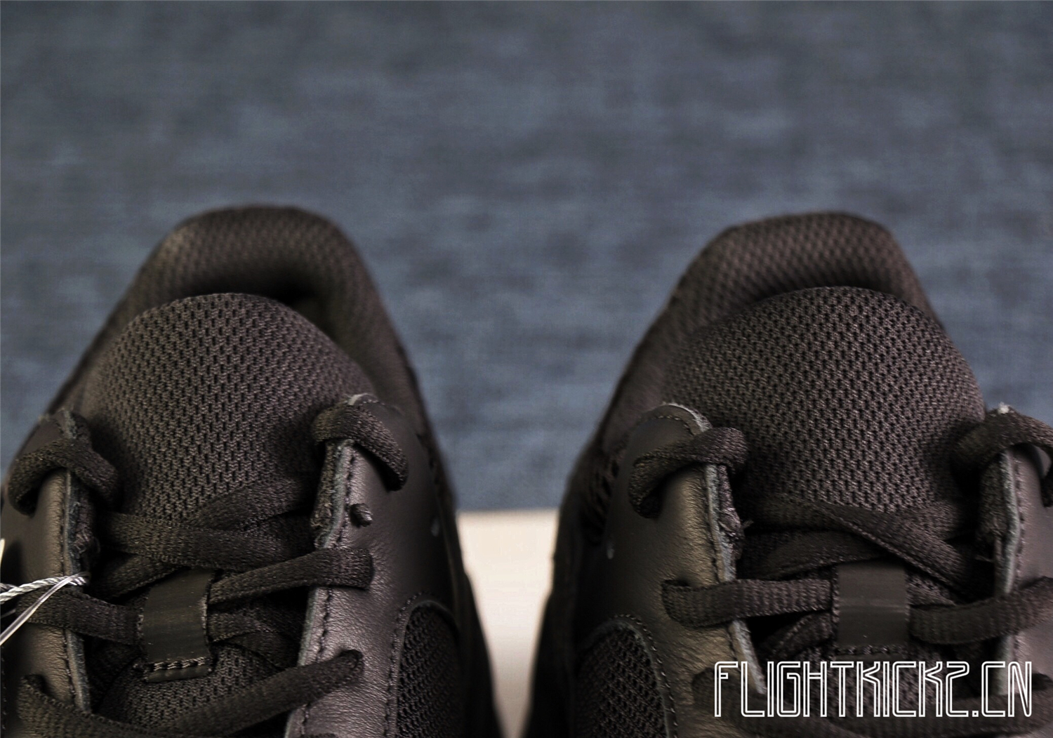 Yeezy Boost 700  Utility Black  2019