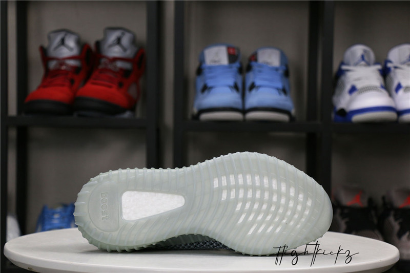 Yeezy Boost 350 V2 Ash Blue 2021