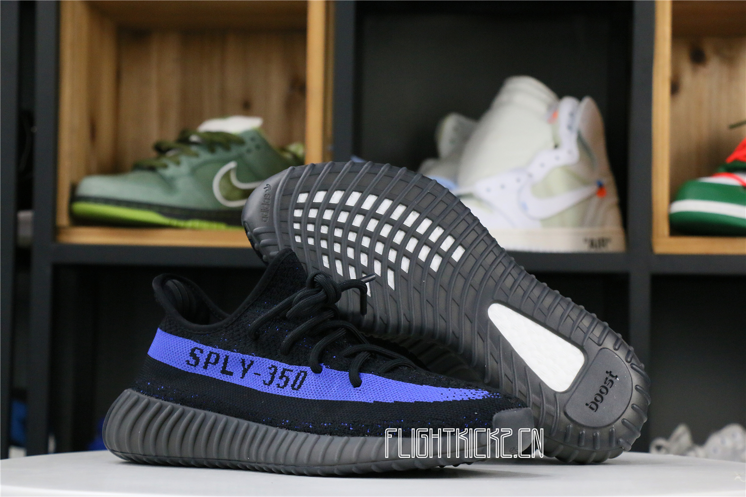 adidas Yeezy Boost 350 V2 Dazzling Blue