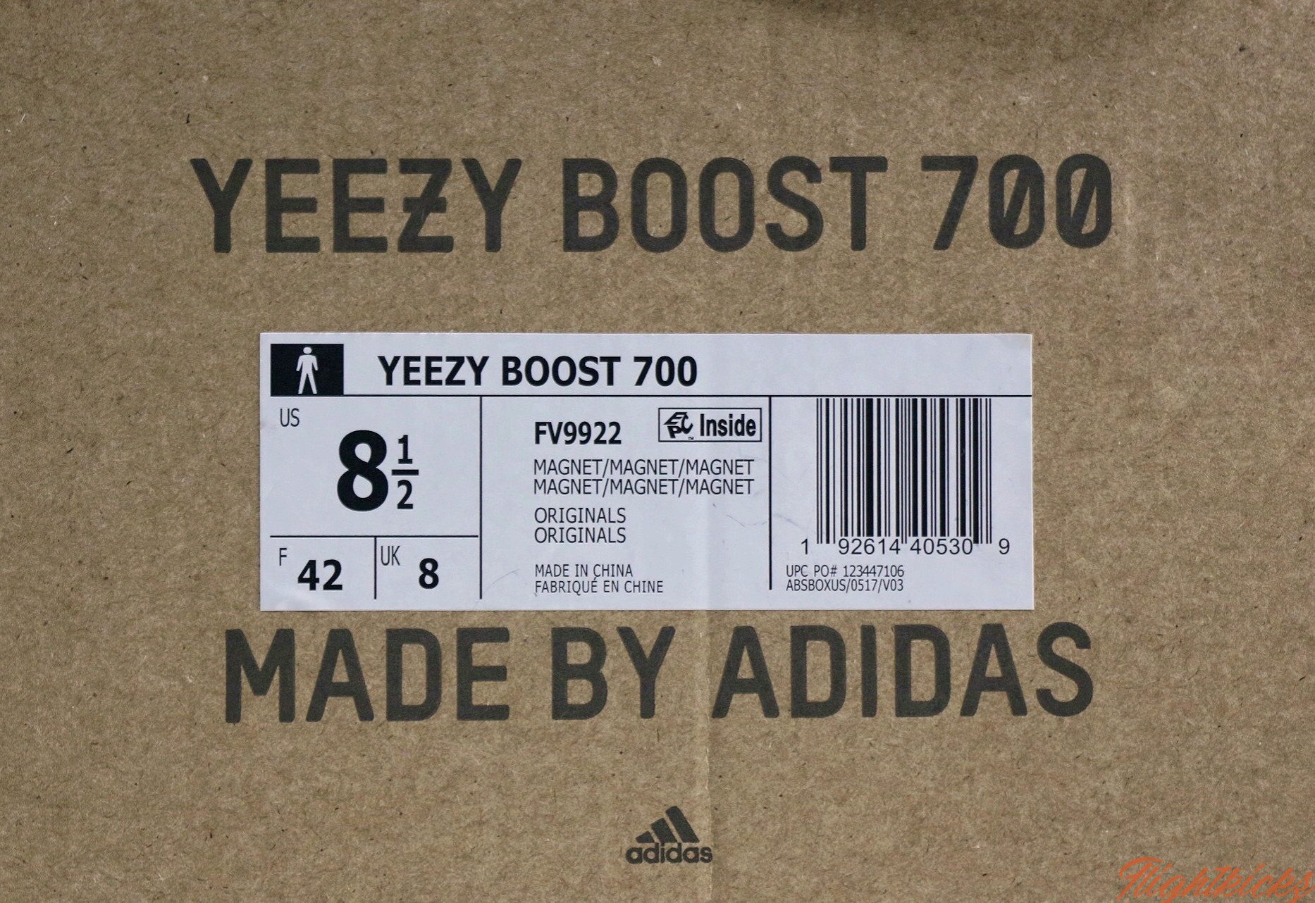 Adidas Yeezy 700  Magnet  2019