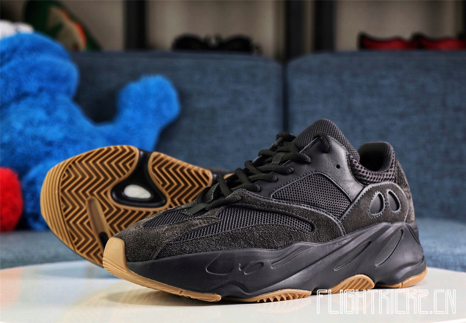 Yeezy Boost 700  Utility Black  2019