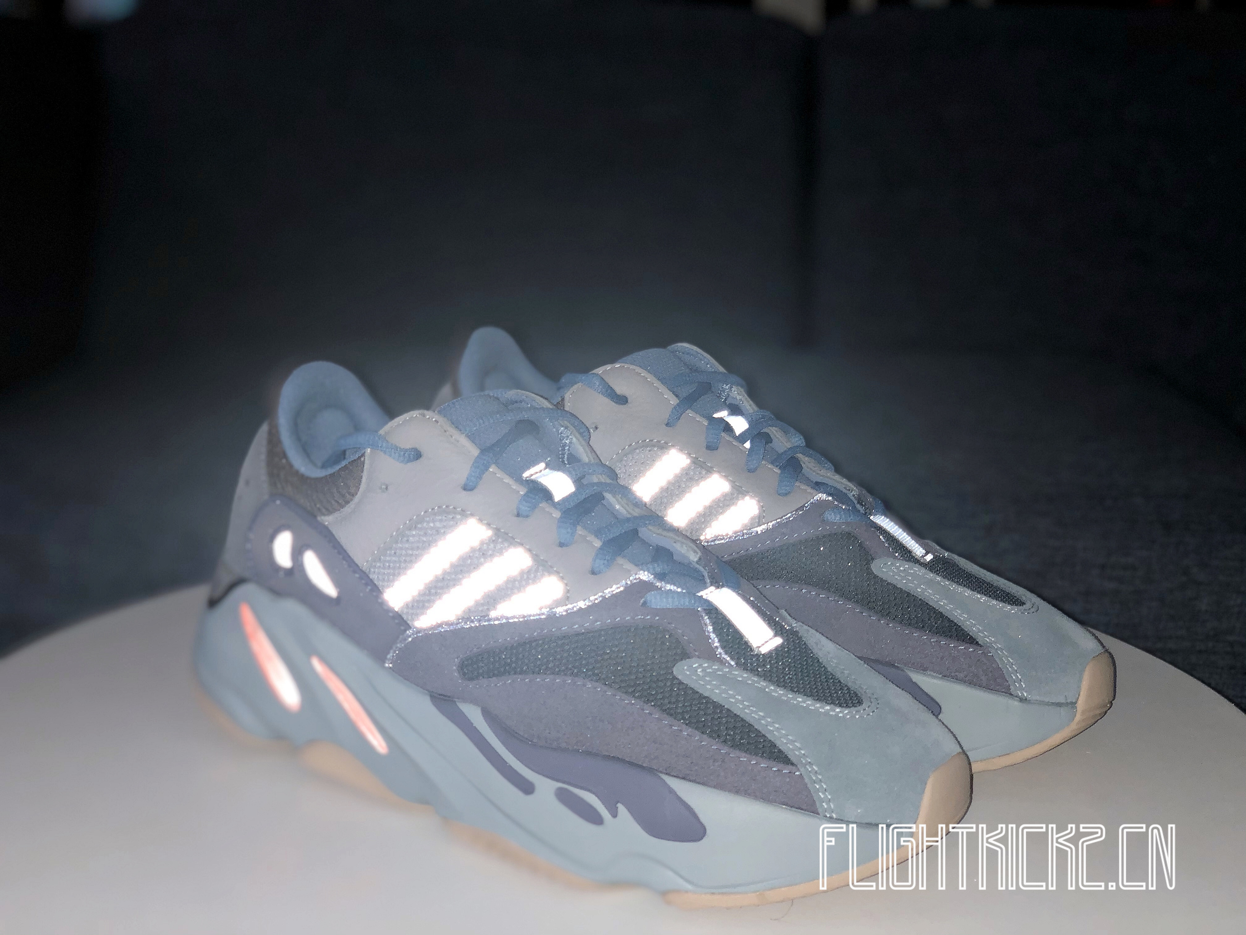 Yeezy Boost 700  Carbon Blue  2020