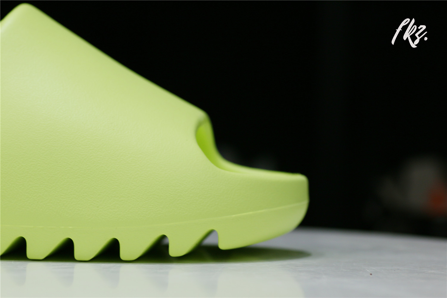 adidas Yeezy Slide Glow Green (2022) (Restock)
