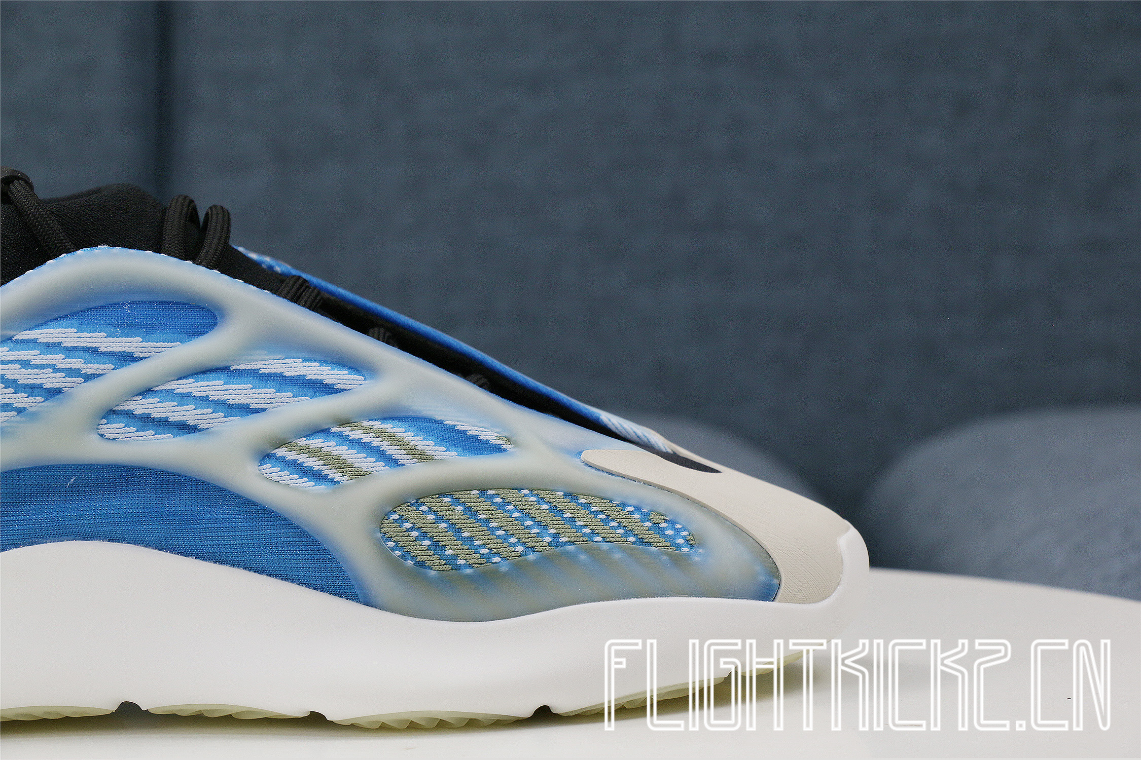 Adidas Yeezy Boost 700  Azareth”