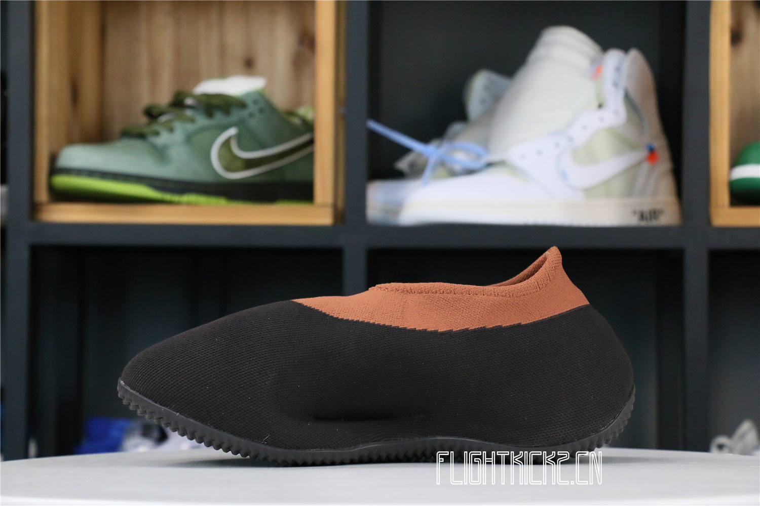 Adidas Yeezy Knit Runner Stone Carbon