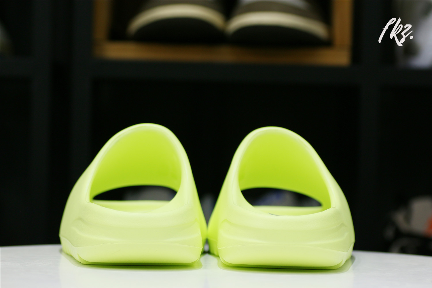 adidas Yeezy Slide Glow Green (2022) (Restock)