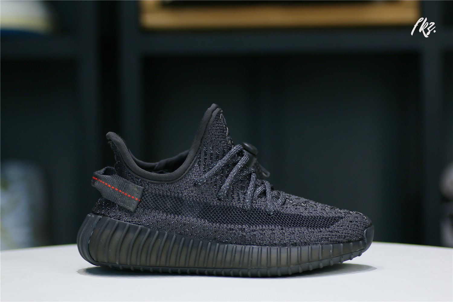 Yeezy 350 Boost V2 Black Static Black kid