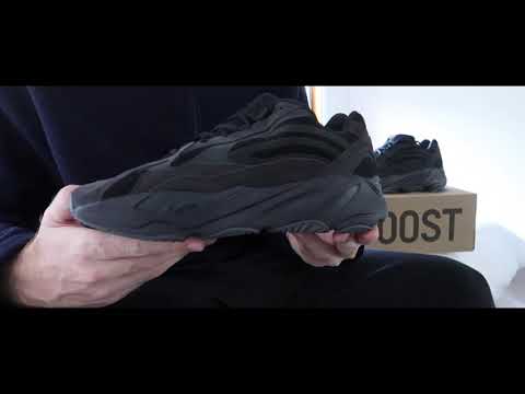 Yeezy Boost 700 V2  Vanta  2019