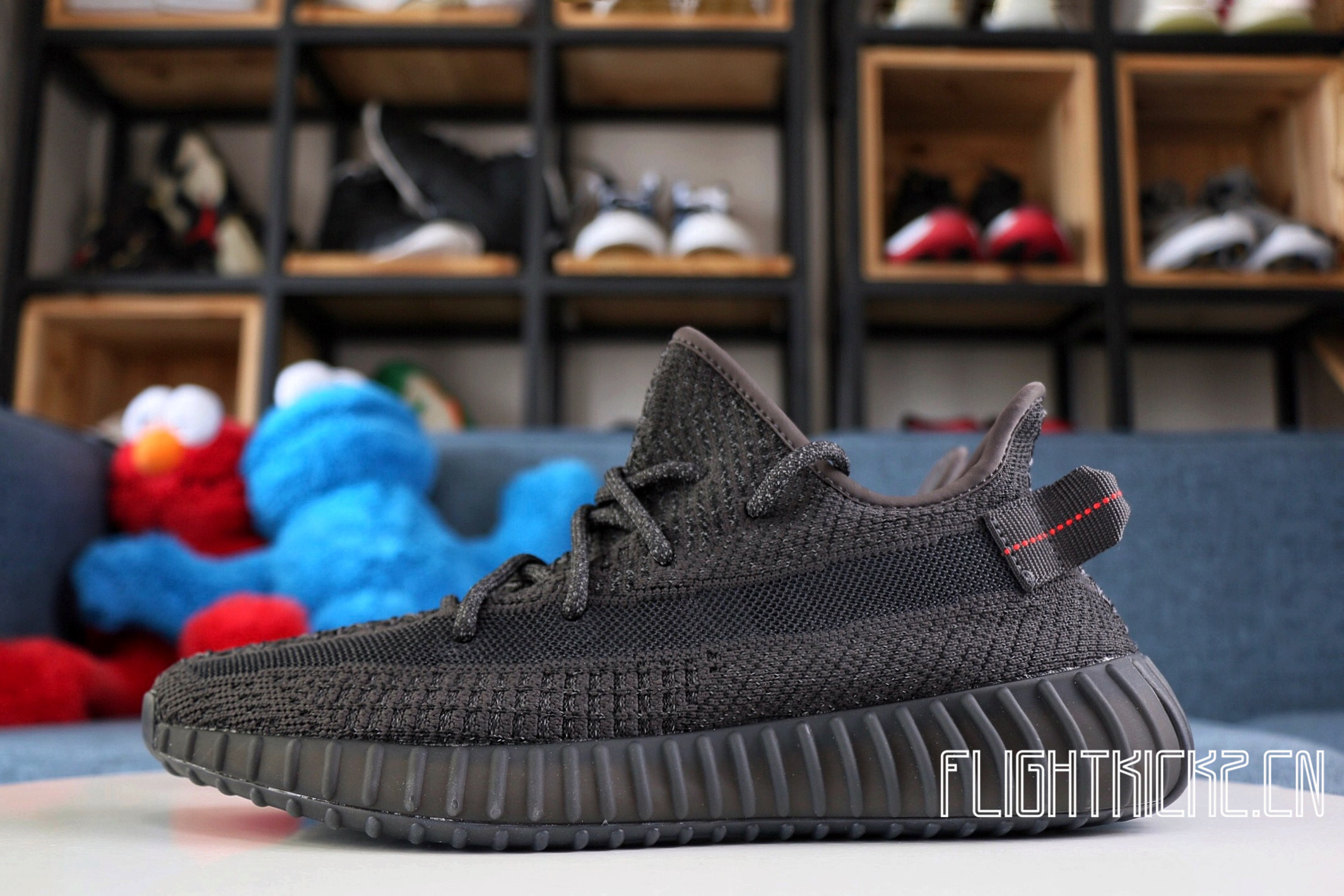 Yeezy 350 Boost V2 Black Static Black Reflective (LN5 A1)