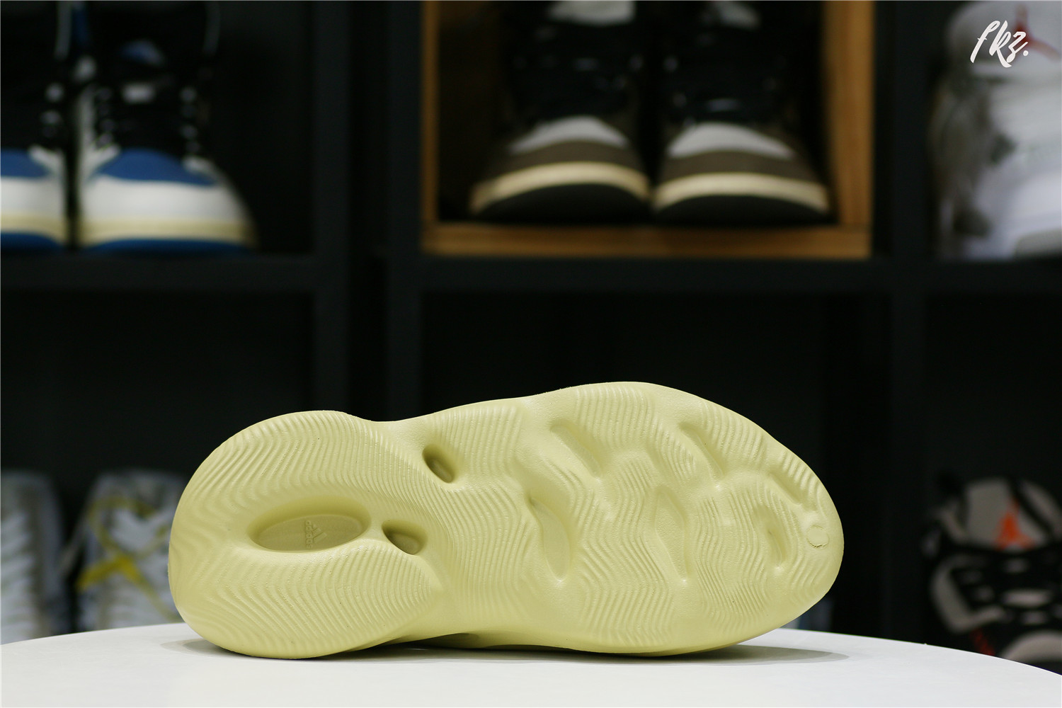 adidas Yeezy Foam RNNR Sulfur