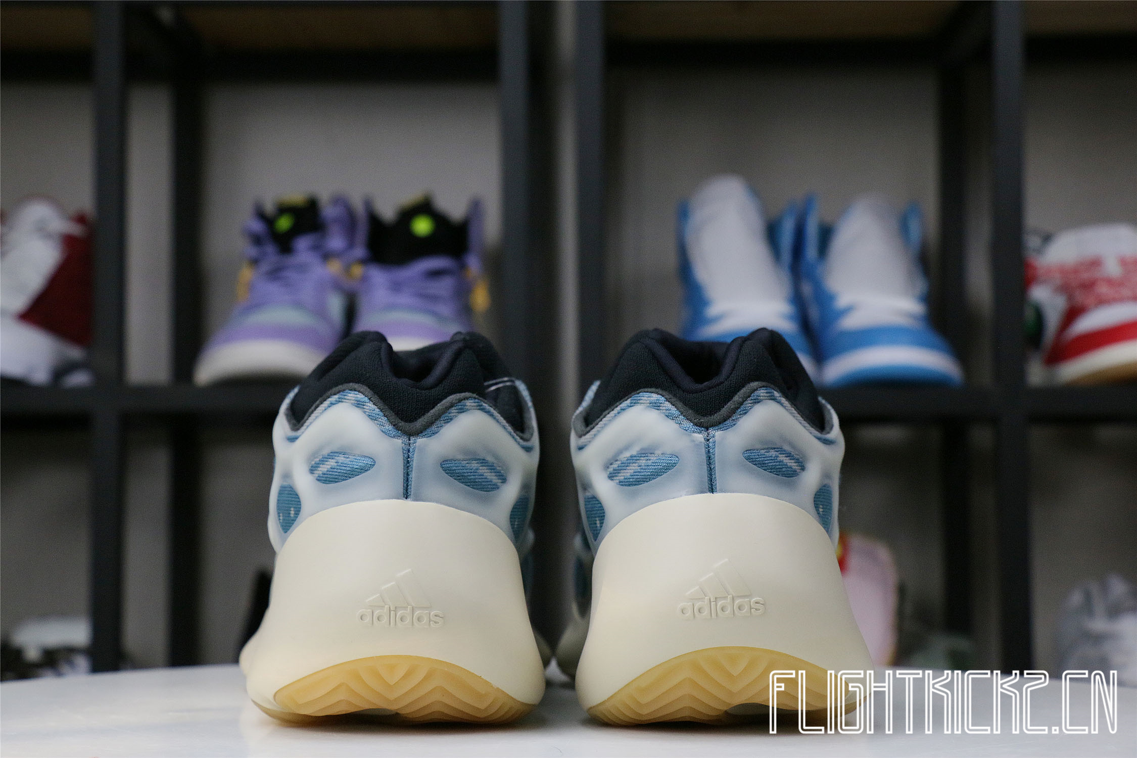 Yeezy 700 v3 “Kyanite” 2021