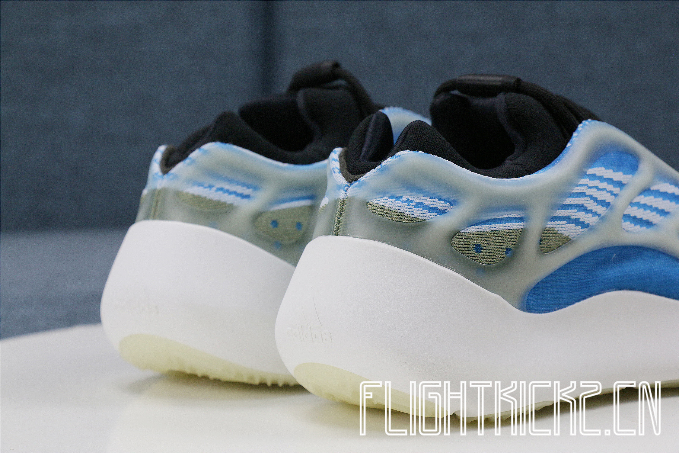 Adidas Yeezy Boost 700  Azareth”