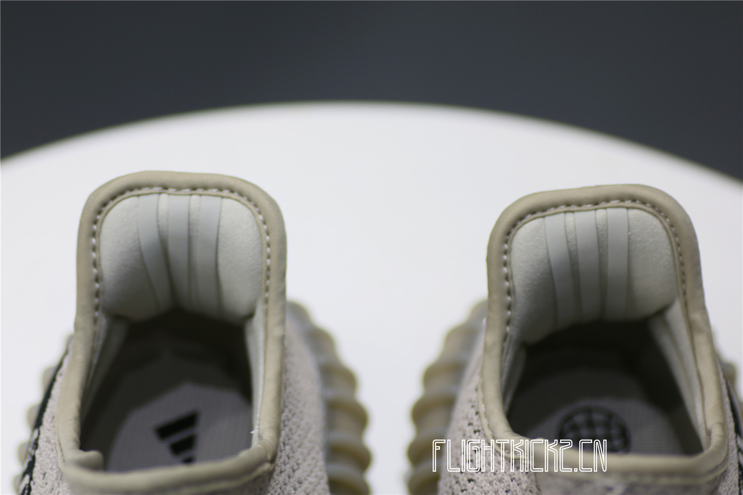 Adidas Yeezy Boost 350 V2 Beige Black