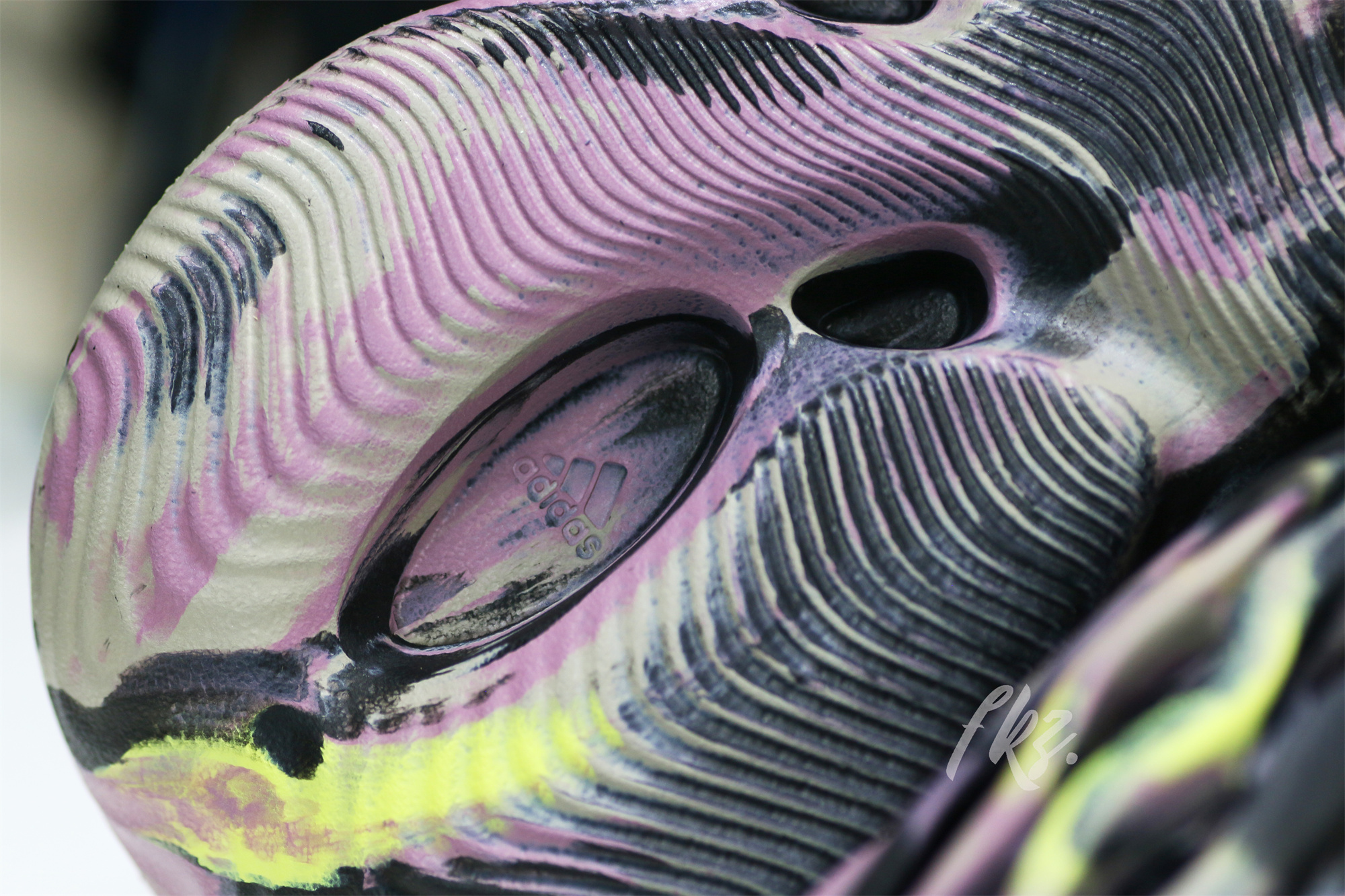 Yeezy Foam Runner “MX Carbon” 2022 (IG9562)