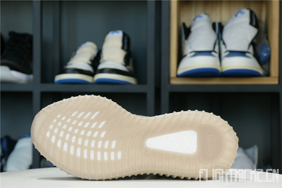 Yeezy 350 V2  Mono Mist  2021