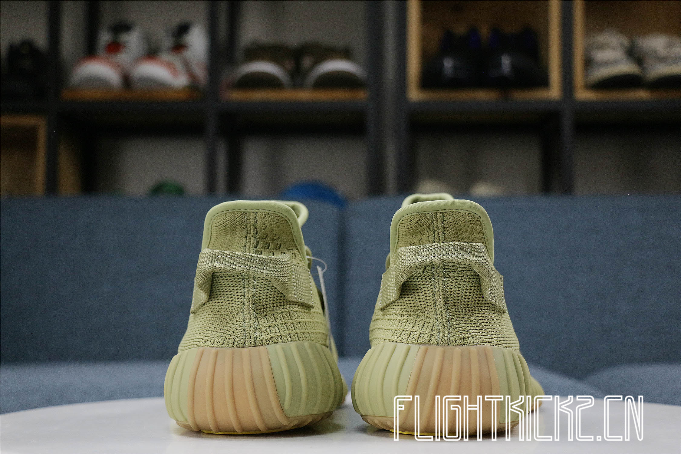 Yeezy Boost 350 V2  Sulfur  2020(LN5 A1)