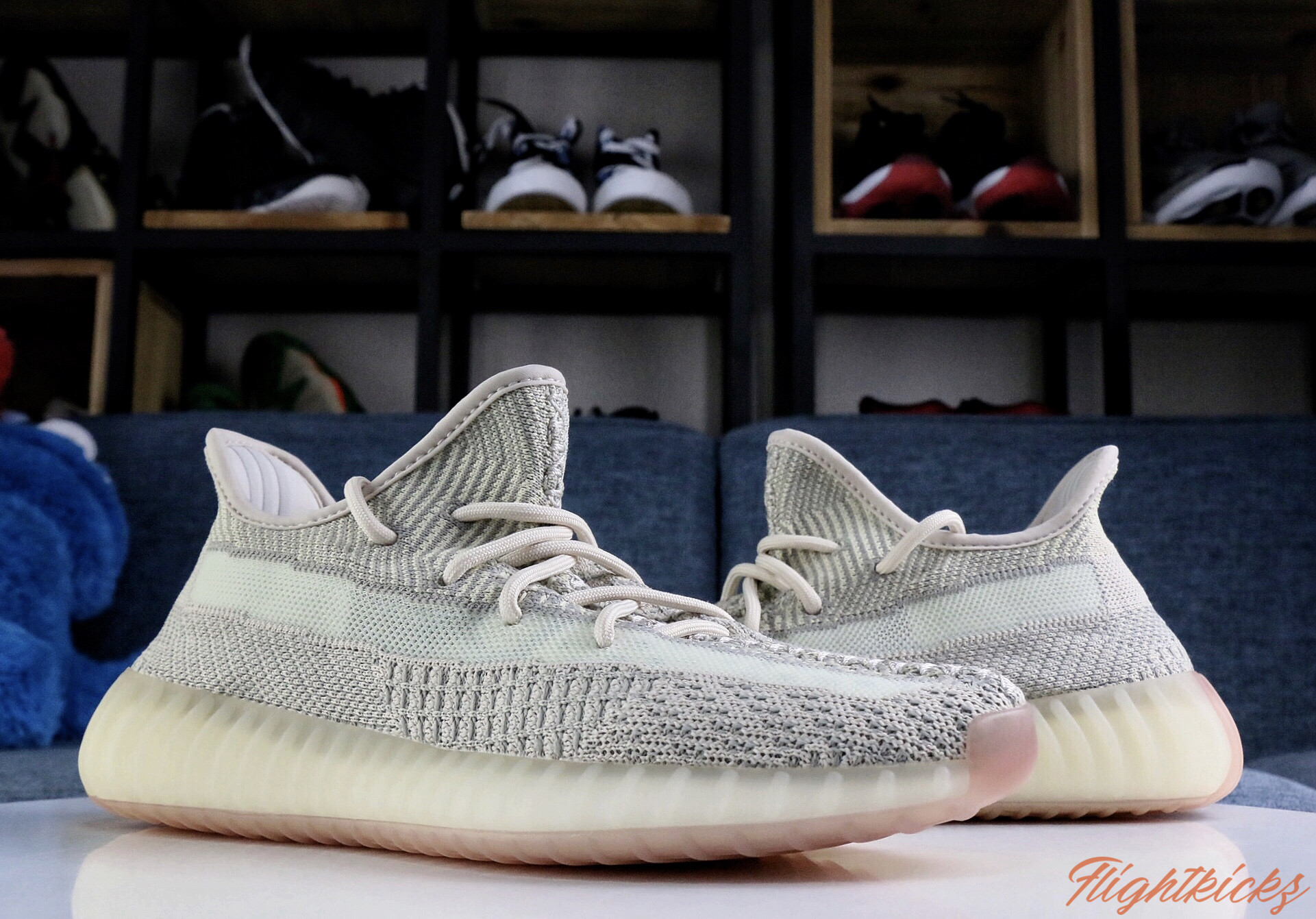 2019 Yeezy 350 V2  Citrin  None Reflective（Ln5 A1)