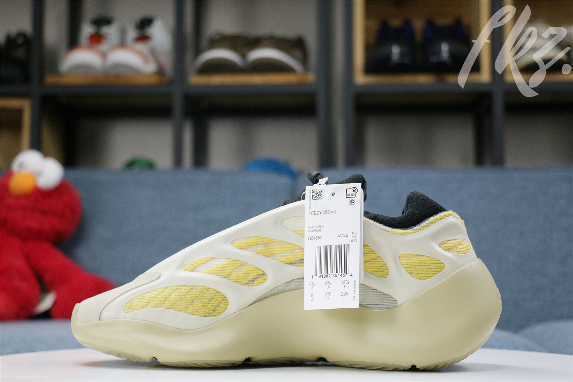 Adidas Yeezy 700 V3 Safflower