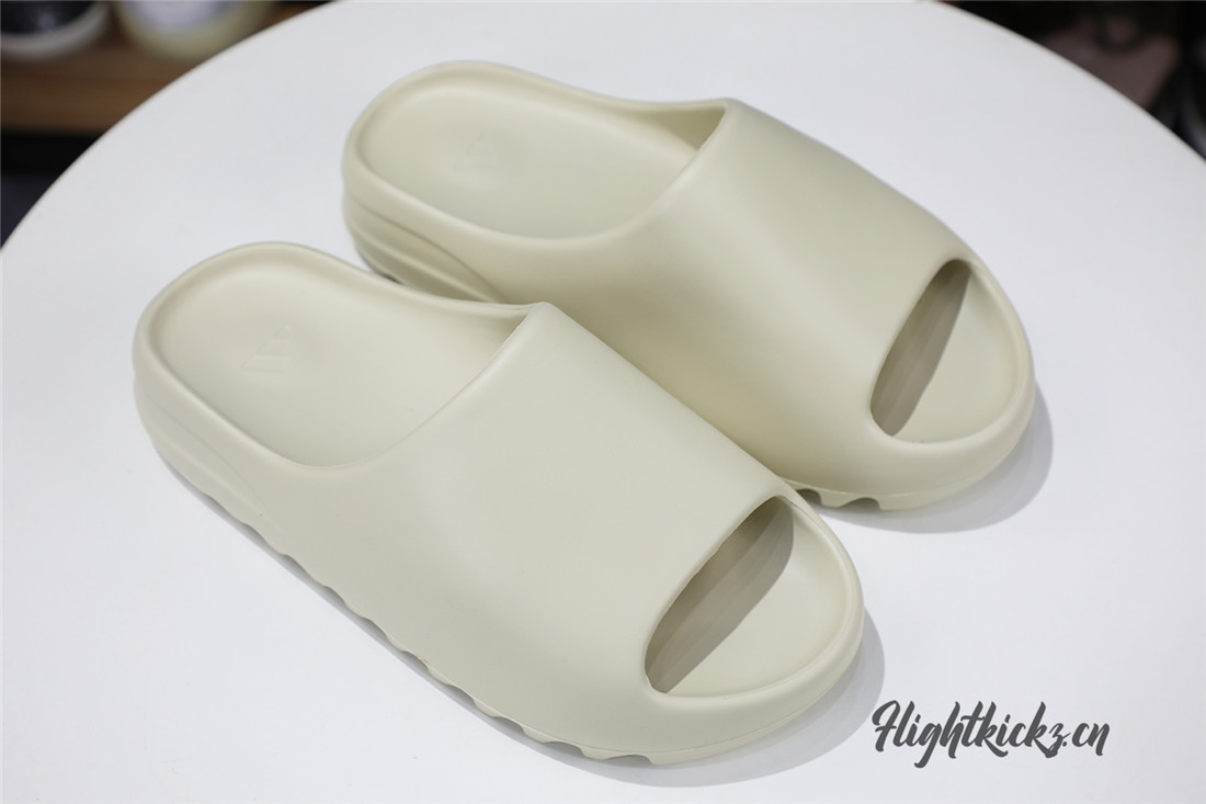 Kanye West Yeezy Slide Bone 2019（FW6345骨白）