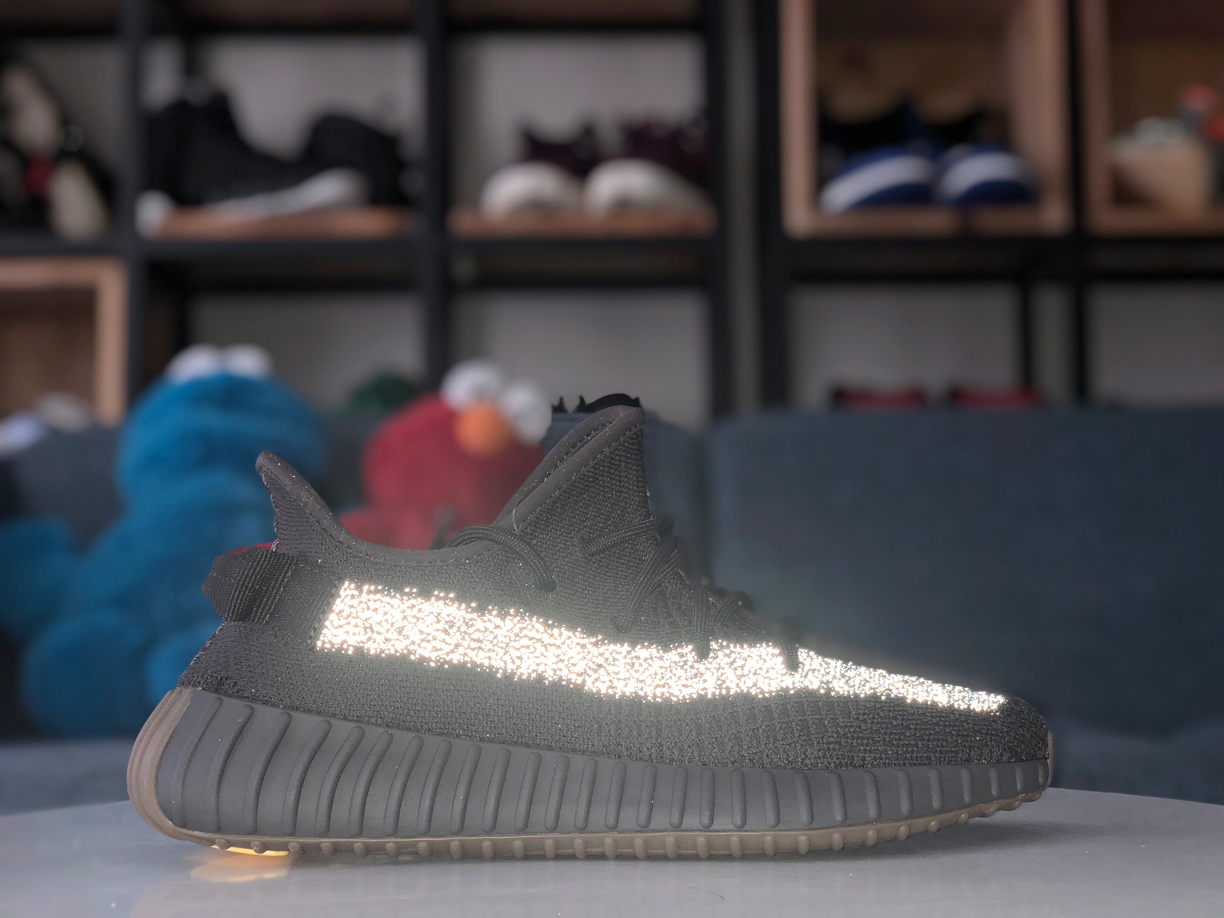 2020 Yeezy 350 V2  Cinder  Reflective (Ln5 A1)