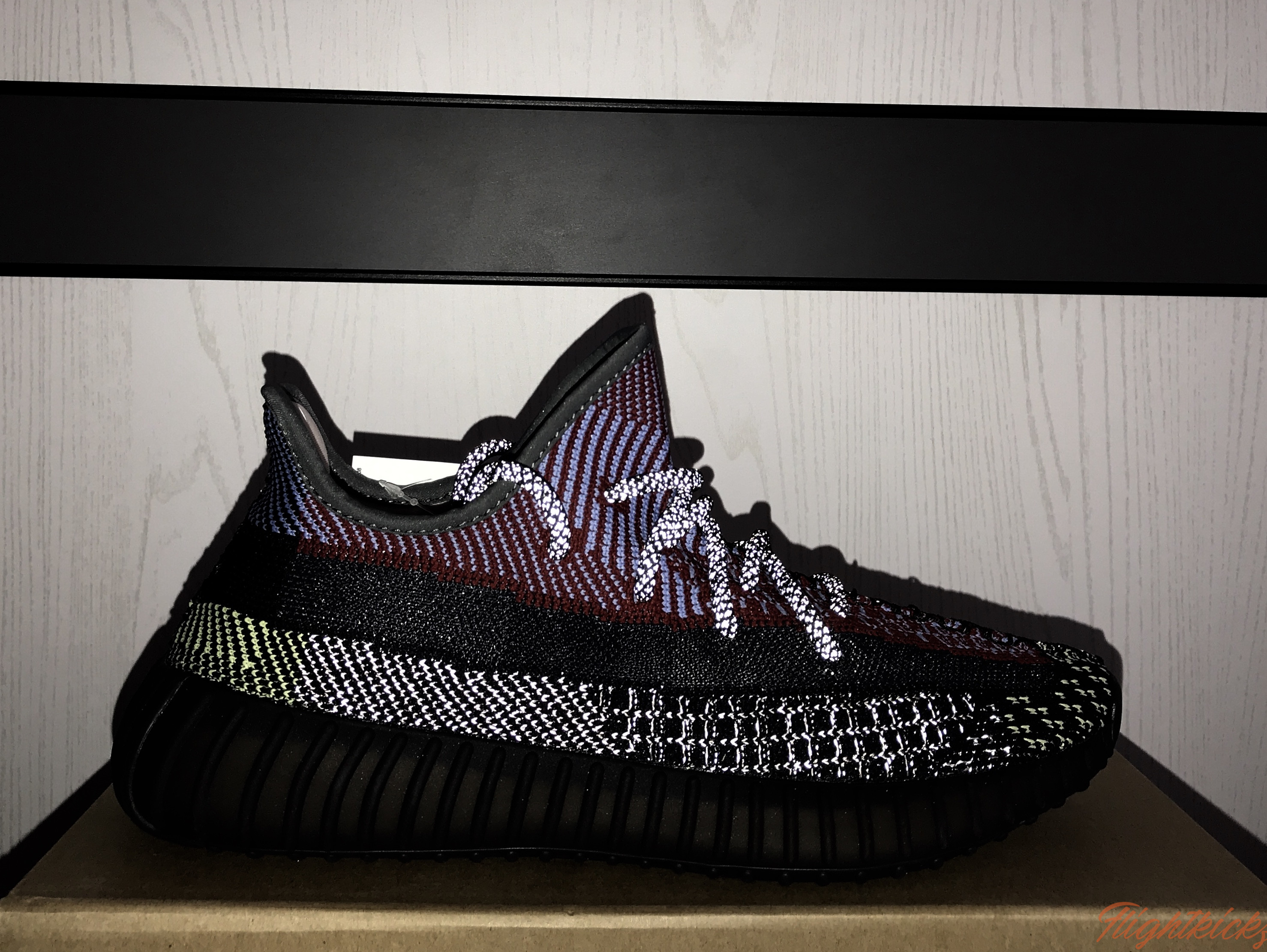 2019 Yeezy Boost 350 v2 “Yecheil”  Reflective (LN5 A1)