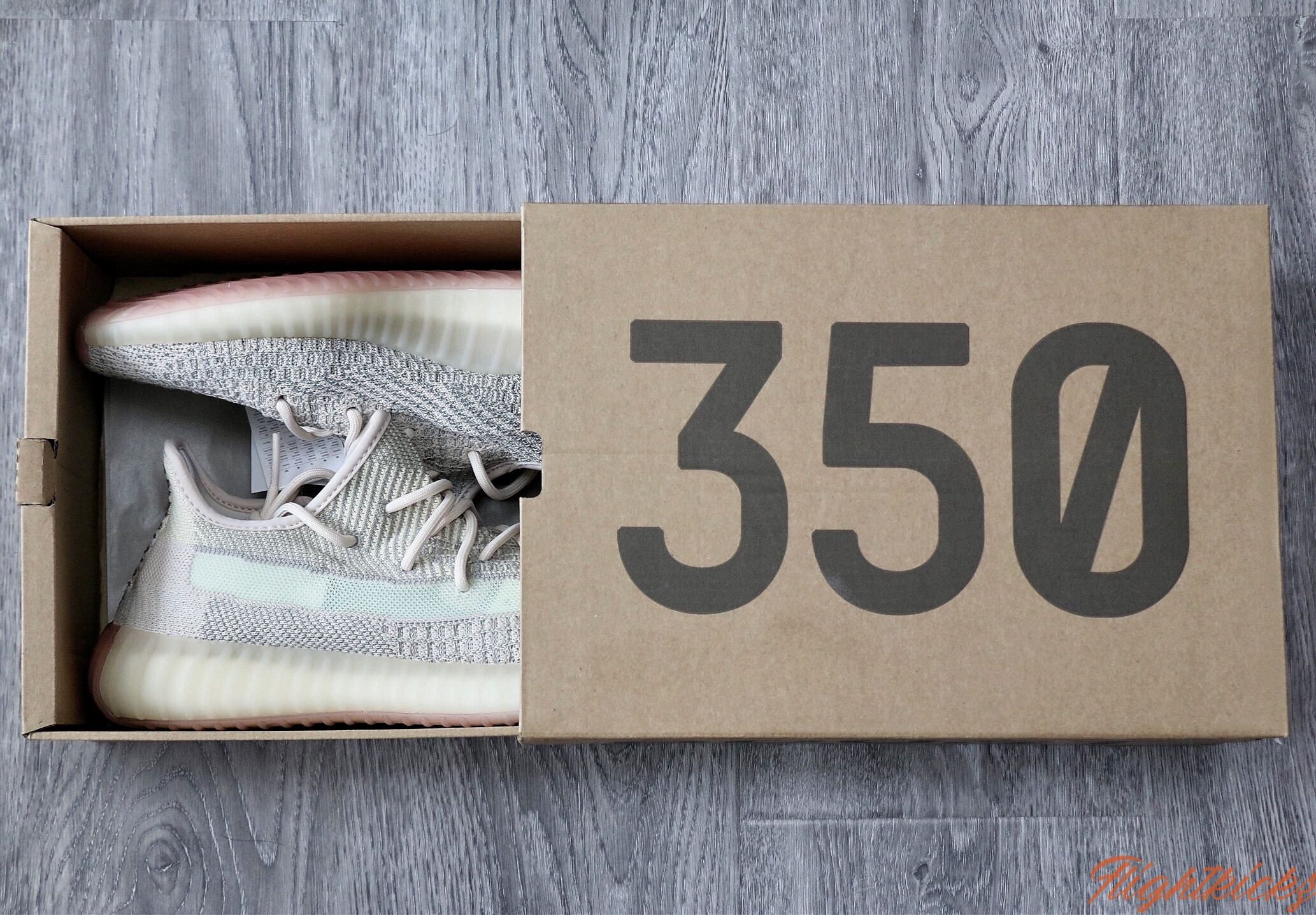 2019 Yeezy 350 V2  Citrin  Reflective(Ln5 A1 batch)