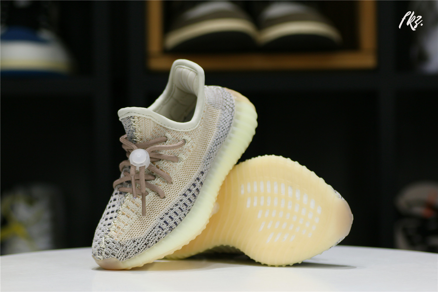 adidas Yeezy Boost 350 V2 Ash Pearl kid