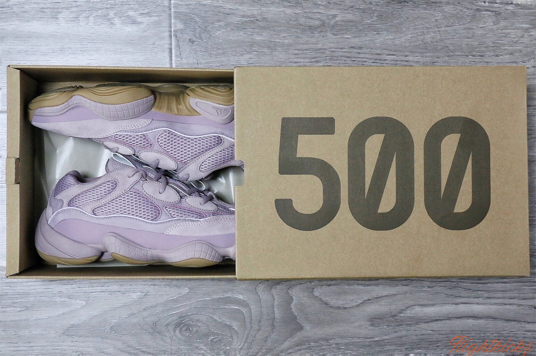 Adidas Yeezy 500  Soft Vision  2019