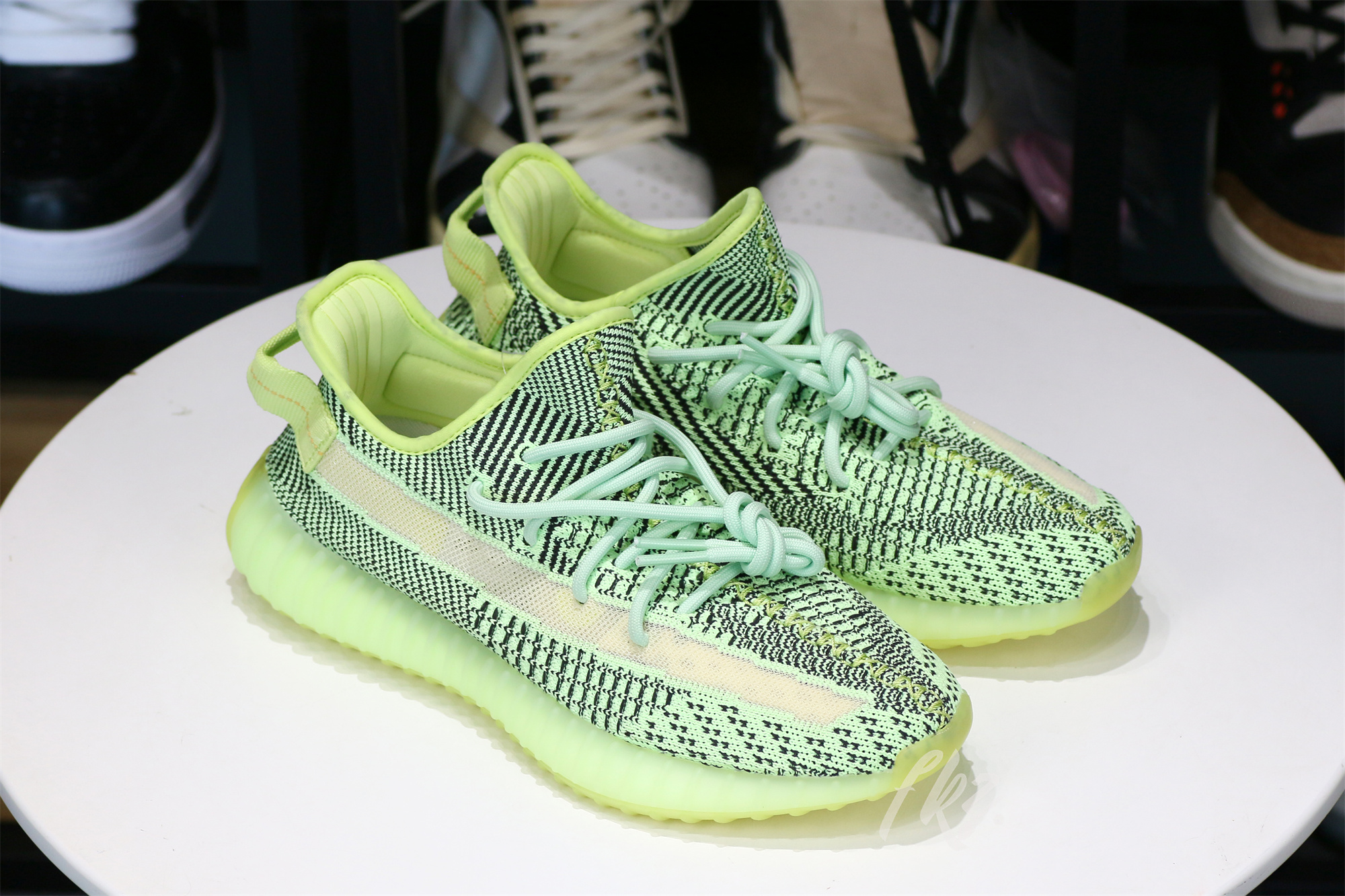 Yeezy Boost 350 v2 Yeezreel None Reflective (LN5 A1)