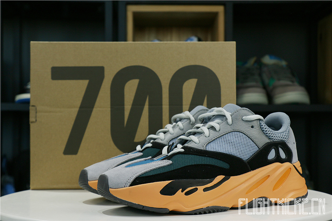 Yeezy Boost 700  Wash Orange  2021