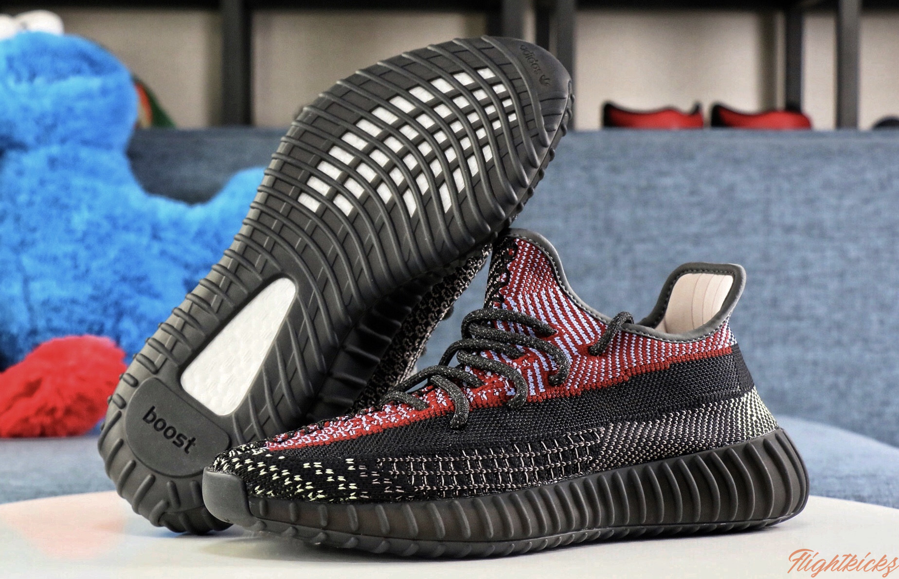 2019 Yeezy Boost 350 v2 “Yecheil”  Reflective (LN5 A1)