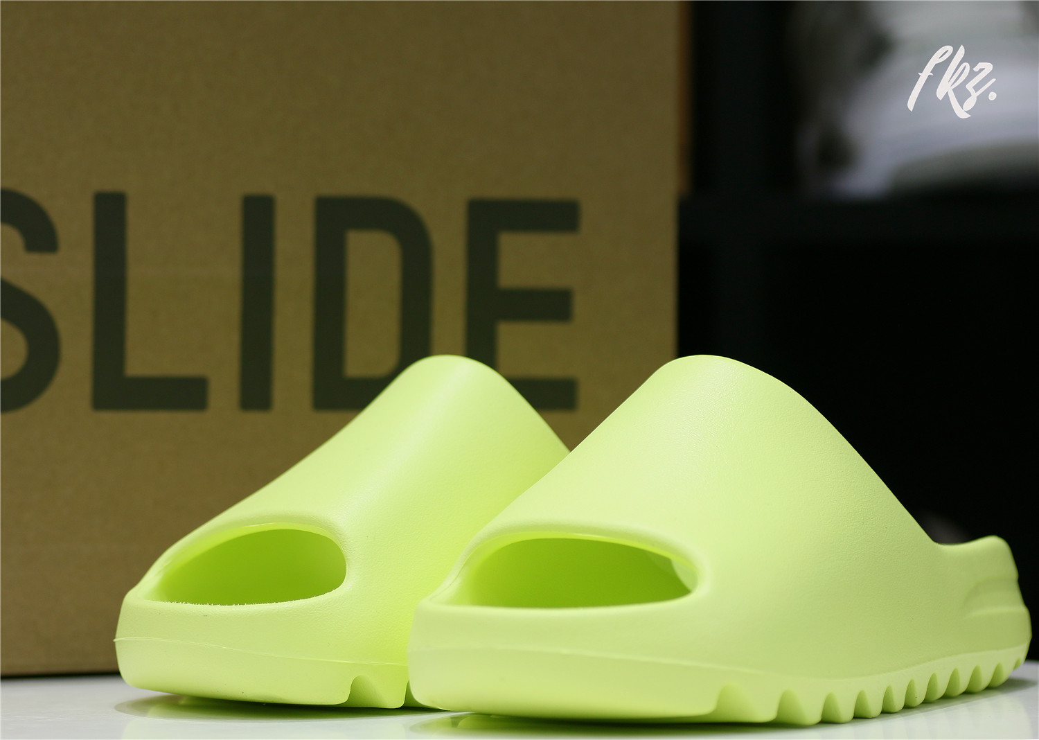 adidas Yeezy Slide Glow Green (2022) (Restock)