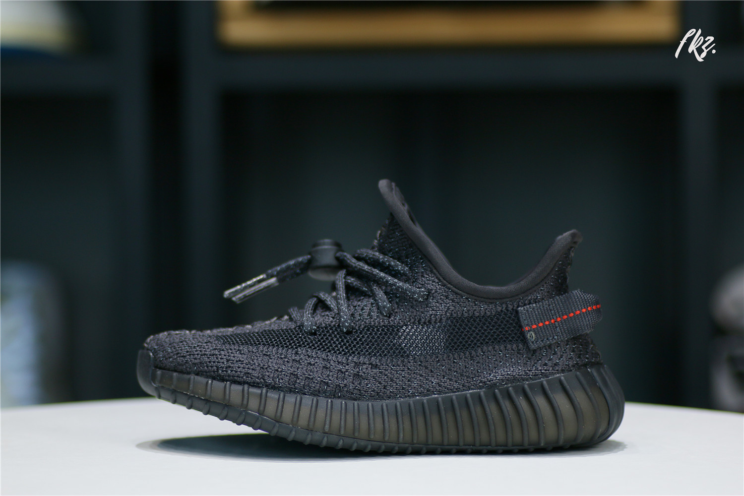 Yeezy 350 Boost V2 Black Static Black kid