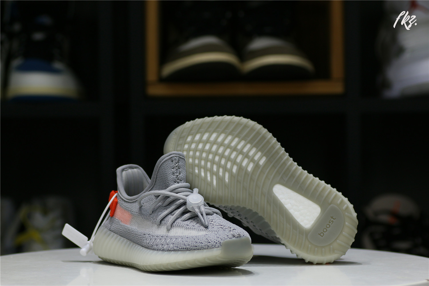 Yeezy 350 Boost  Tail Light  Kid (Ln5 A1)